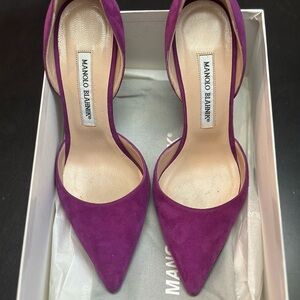 Manolo Blahnik Purple Heels Suede Pointed-Toe